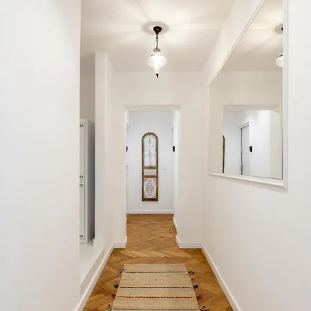 Four Seasons Old Town - Autumn Apartamento *